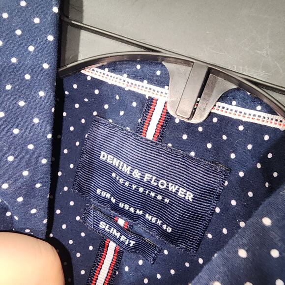 Denim and flower button down slim fit shirt men's medium - Picture 4 of 6